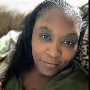 Meet your Posher, Kenita